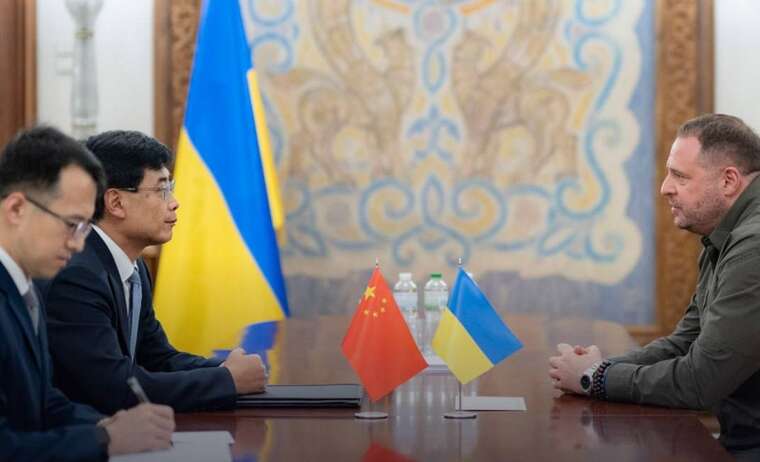 Андрей Ермак встретился с новым послом Китая