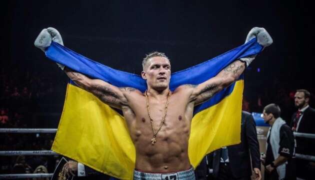Усик став першим у рейтингу десяти найкращих супертяжів світу