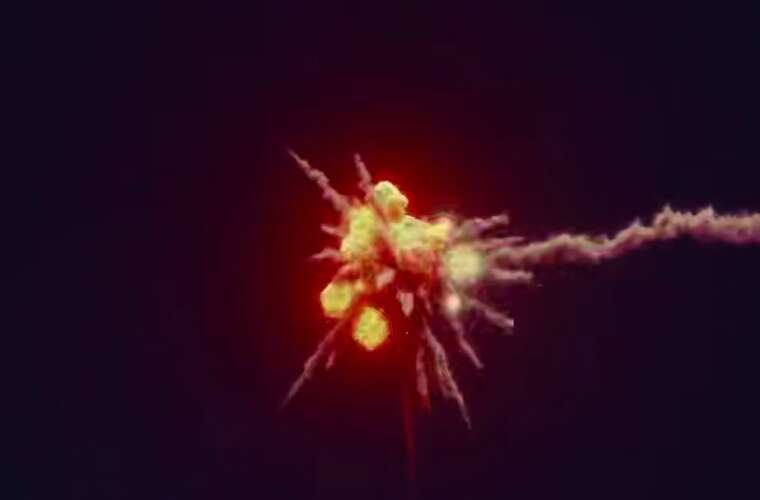 В РФ показали відео, як ППО збиває Санта-Клауса над Москвою