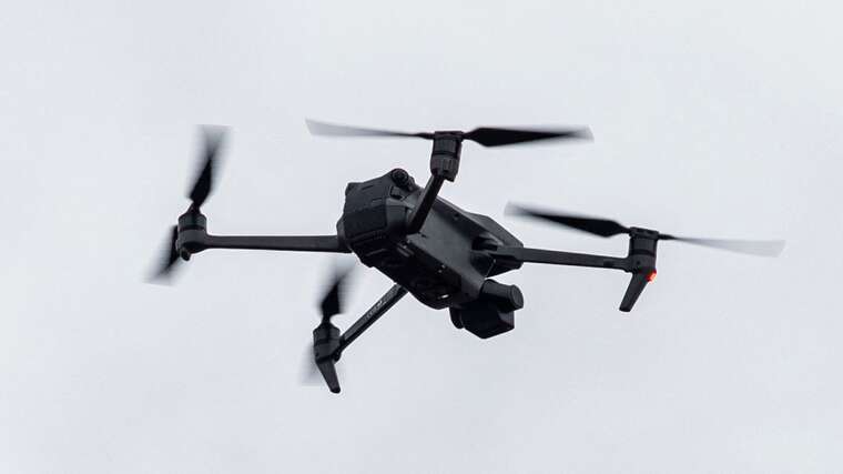 Російські загарбники завдали удару дроном по Херсону: постраждав цивільний