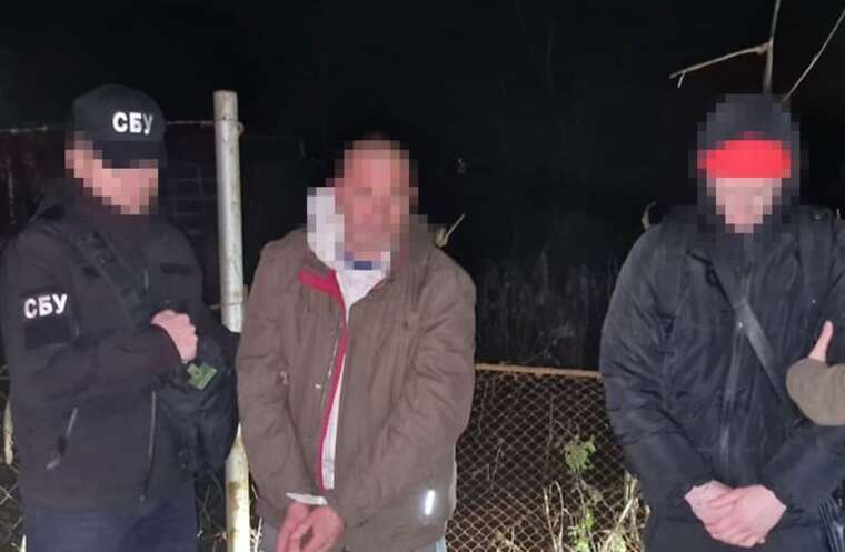 Правоохоронці ліквідували три нові схеми для ухилянтів на заході й півдні України