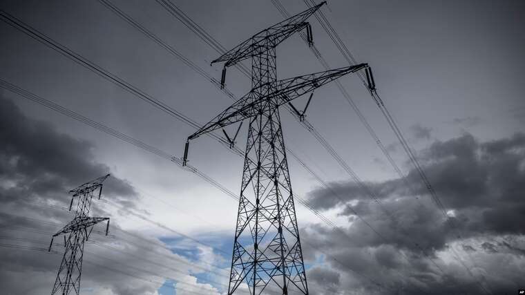 В Україні зростає споживання електроенергії через похолодання та хмарність
