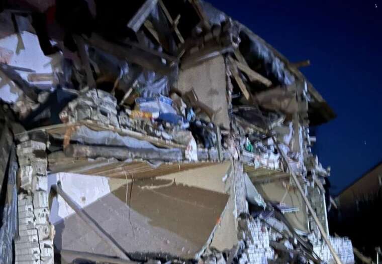 Ракетний удар по Чернігову: зруйновані будинки, є жертва та постраждалі