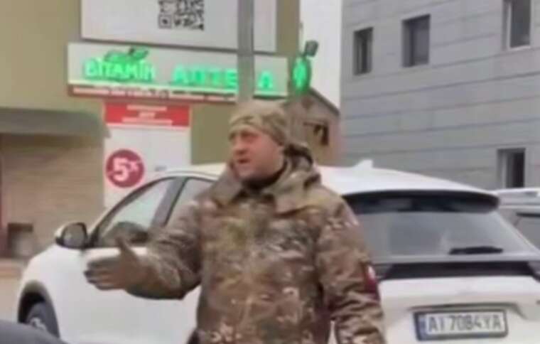 Представник ТЦК розкритикував вибори та звинуватив «клоуна» у проблемах країни