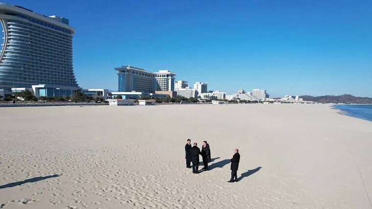 Кім Чен Ин із дочкою відвідав курорт світового масштабу, що будується — Daily Mail