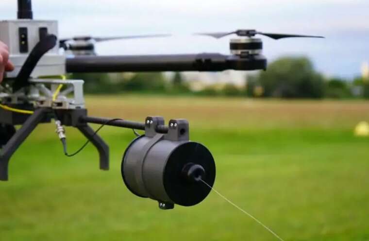 Сирський: СБС почали застосовувати дрони з оптоволоконним каналом управління