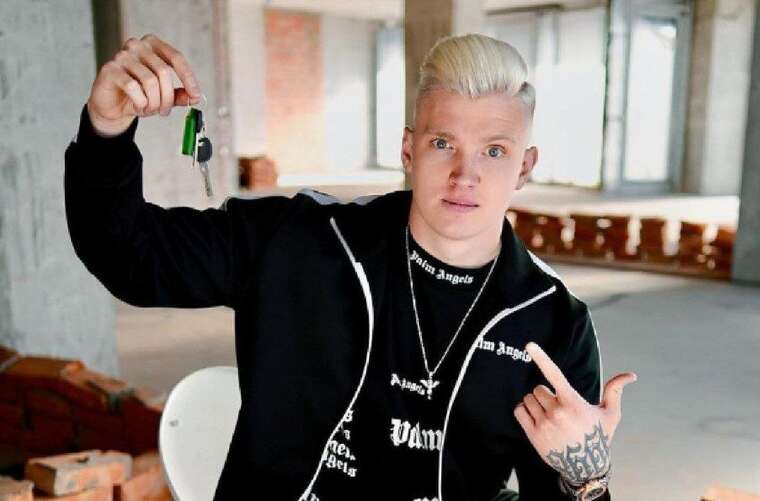 "Золотий ухилянт" Олександр Слобоженко розкручує в Україні російський гральний бізнес 1win