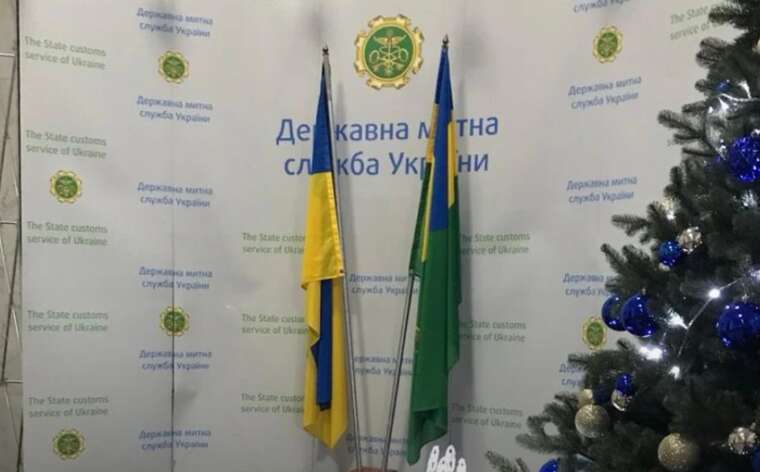 Голову ДМС Звягінцева підозрюють у недекларуванні нерухомості під Києвом