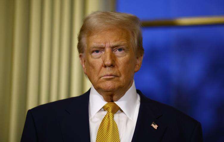 Трамп заявив, що Байден створює перешкоди для передачі повноважень