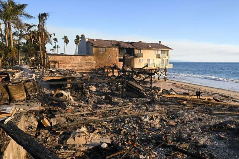 В Калифорнии бушуют лесные пожары: сообщается об 11 погибших