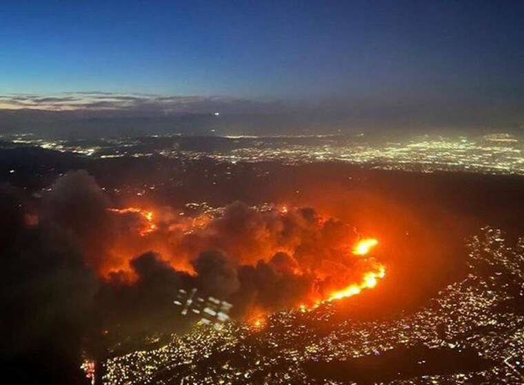 Пожары в Лос-Анджелесе: предполагают, что начались из-за использования фейерверков в новогоднюю ночь