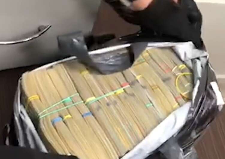 Через суд намагались закрити справу щодо викраденого "злодійського общаку"