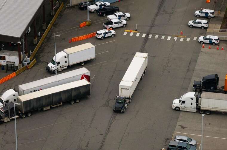 Bloomberg: Канада планує ввести мита на товари з США на 105 мільярдів доларів