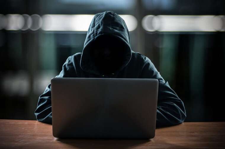 У Польщі хакери атакували компанію, яка працює з держорганами