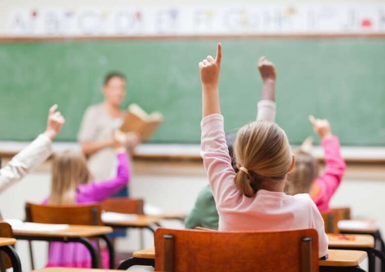 Діти в столичних школах грають в "ТЦК", - соцмережі