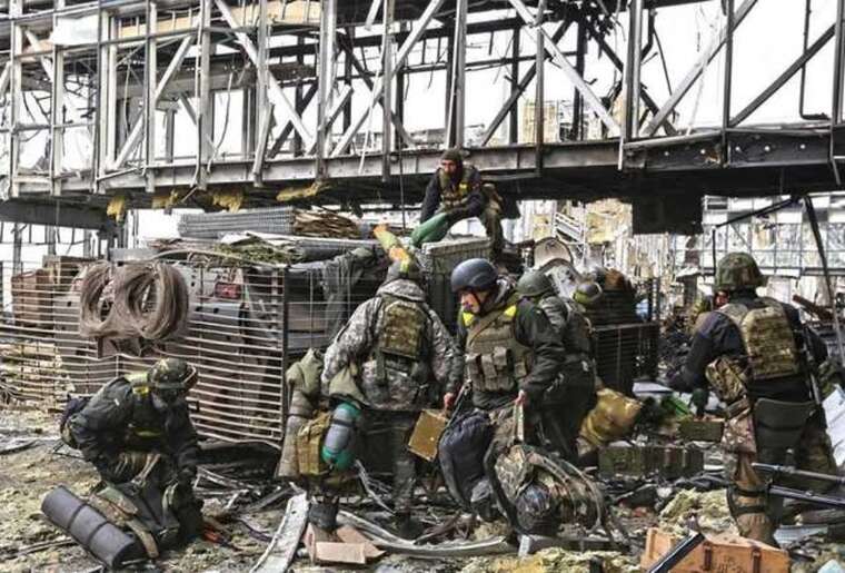 Украина чествует память защитников Донецкого аэропорта: 10 лет подвига киборгов