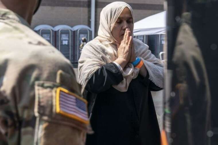 Reuters: Адміністрація Трампа скасувала рейси для біженців із Афганістану