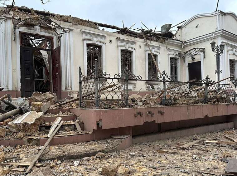 В ОВА показали новые фото и видео последствий атаки дронов на Николаев