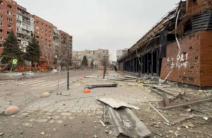 Як загарбники "звільняють" Покровськ: у мережі показали фото прифронтового міста