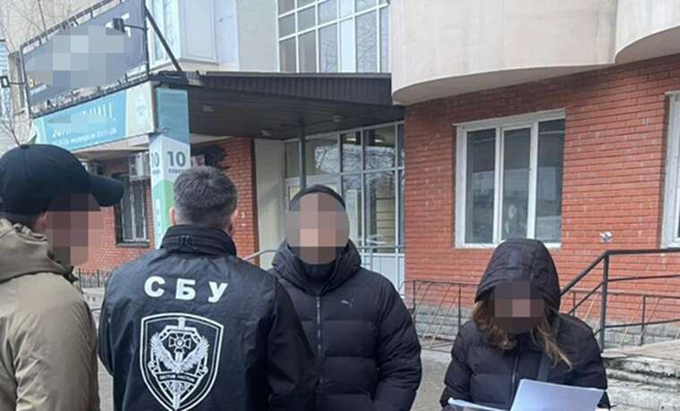 Поліцейські Києва викрили схему легалізації іноземців у країні: укладали фіктивний шлюб з українкою