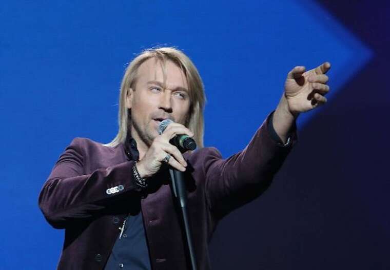 Олег Винник скрутив дулю, не оголосивши концерт у Харкові: "Ось вам"