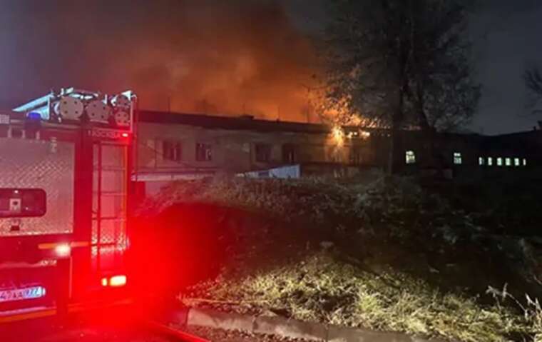 У Москві палає будівля "колишнього" заводу