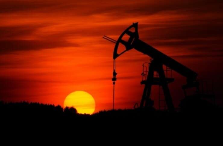 После введения пошлин Трампом цены на нефть повысились