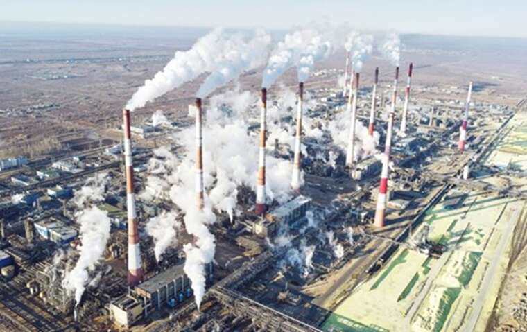 Через удар дронів Астраханський газопереробний завод зупинив свою роботу