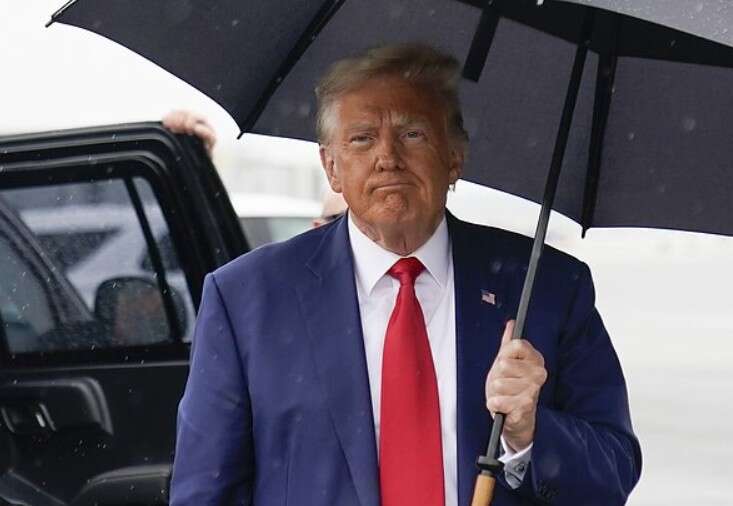 Трамп закликав Європу збільшити фінансування України, щоб збалансувати витрати зі США