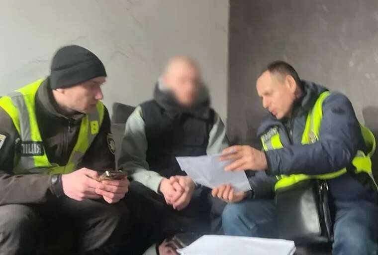 Блогера, який на стримі вдавав себе за працівника кіберполіції, притягнули до відповідальності