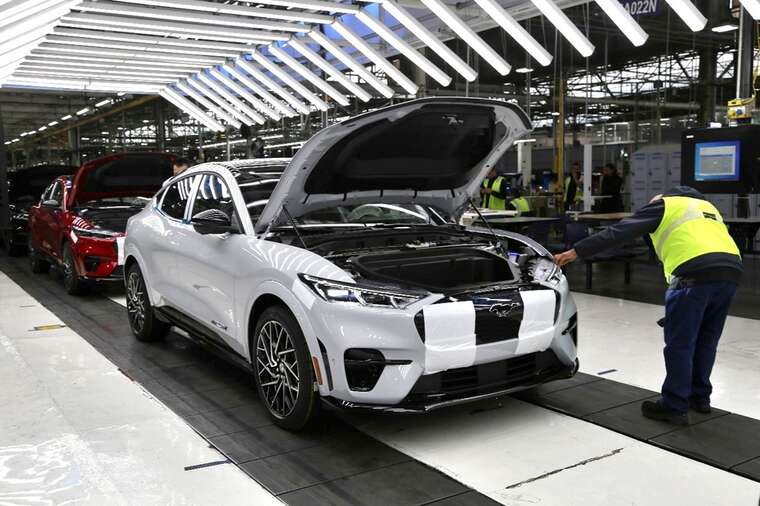 Мита Дональда Трампа можуть вдарити по американських автовиробниках