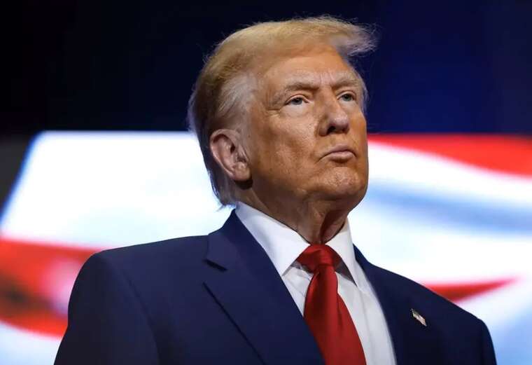 В Конгрессе США объявили об импичменте Трампу