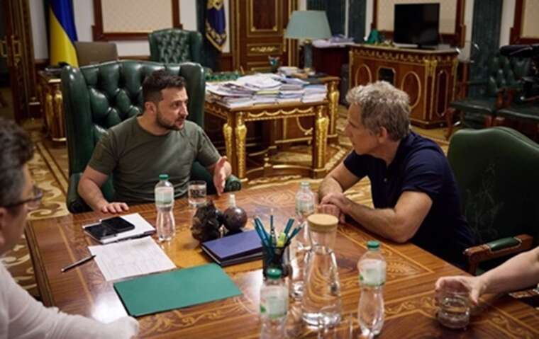 Бен Стіллер спростував фейк про гроші за його візит в Україну