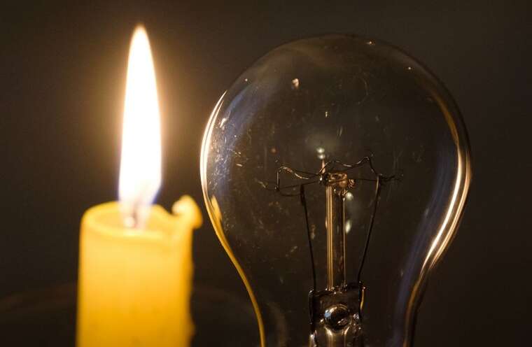 ДТЕК запроваджує екстрені відключення електроенергії в декількох областях України