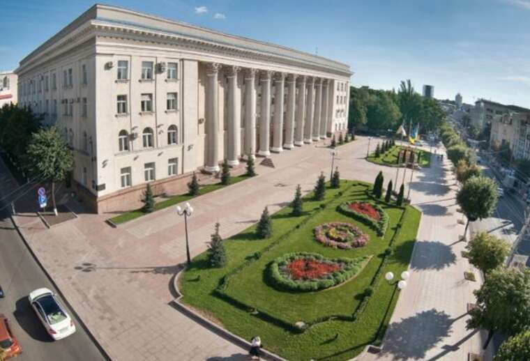 З герба і прапора Кропивницького приберуть "вензель святої Єлизавети"