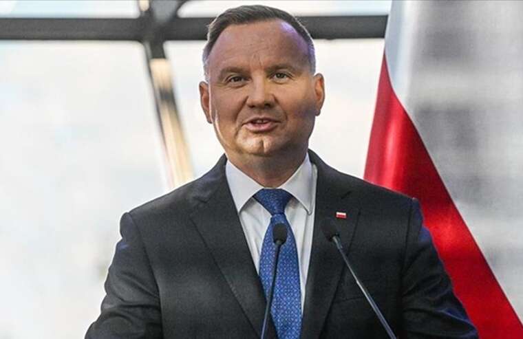 Президент Польши Анджей Дуда пожаловался на размер своей пожизненной пенсии