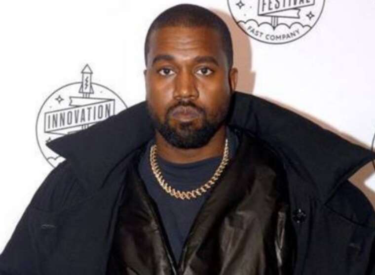 Каньє Вест планує випустити футболку зі свастикою