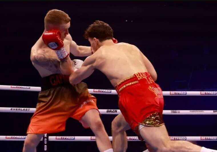 Непереможний боксер помер після нокауту в чемпіонському поєдинку