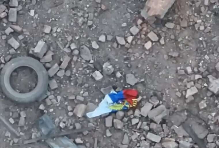 Над Торецьком загарбникам не вдалося підняти російський прапор: цьому завадили дії ЗСУ