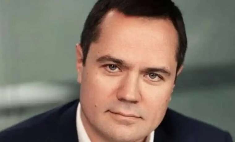 Ексдепутата Київської міськради Комарницького  оголосили в розшук