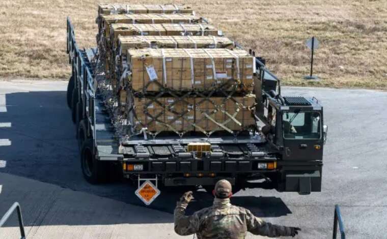 Трампу представят законопроект о ленд-лизе для отправки "победного оружия" Украине