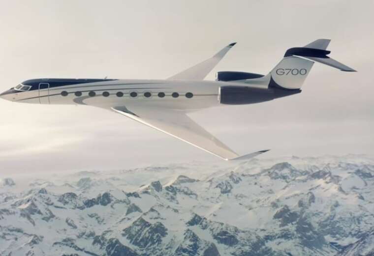 У Москві приземлився приватний літак, пов’язаний зі спецпосланцем Трампа