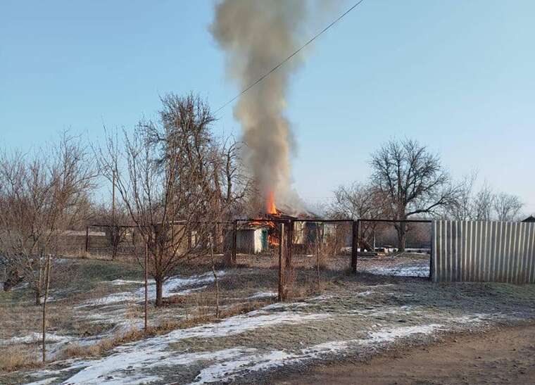 Оккупанты атаковали дронами Мерефу: повреждены критические объекты и склады