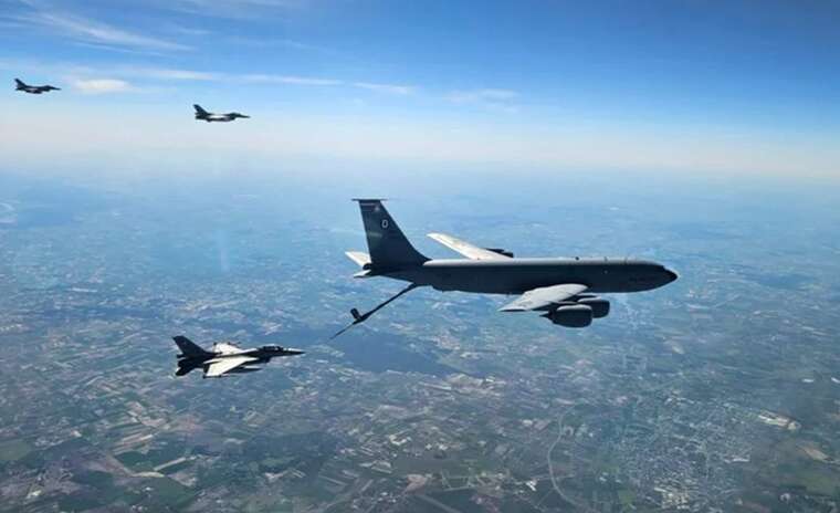 Польща знову піднімала авіацію через ракетну атаку по Україні