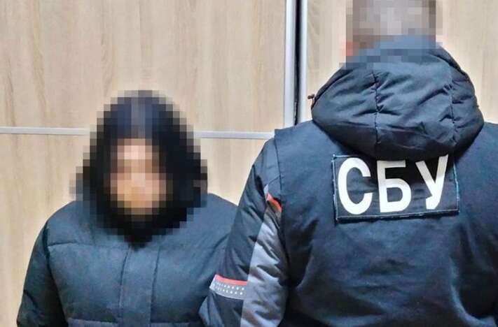 СБУ: 16-річна дівчина виготовила вибухівку, щоб підірвати наряд поліції в Житомирі