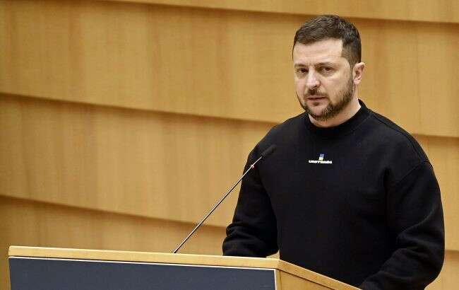 Зеленский: Украина продвинулась на одном из самых сложных направлений на фронте