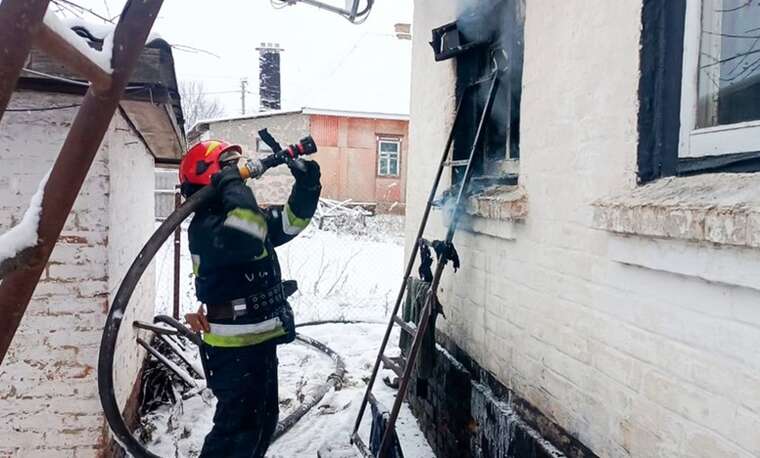 На Чернігівщині внаслідок пожежі у житловому будинку загинула жінка