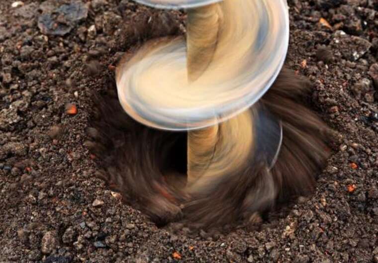 США вимагали передати всі мінеральні багатства країни в обмін на допомогу, - The Economist