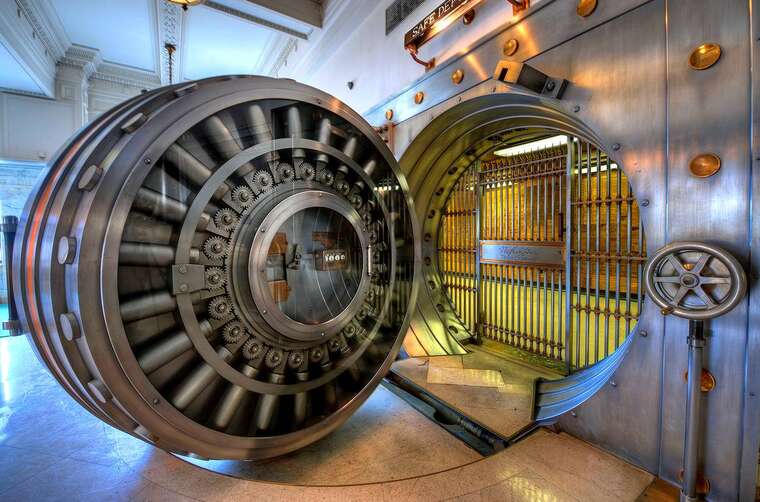 Ілон Маск закликає провести перевірку золотих запасів США у Форт-Ноксі