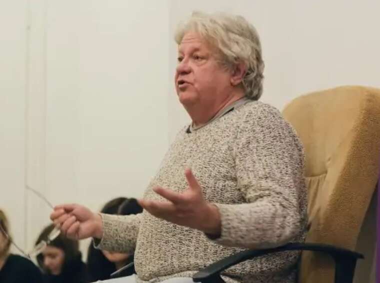 Студентка звинуватила викладача Лева Сомова в приниженні, він назвав це наклепом